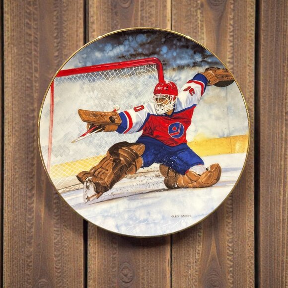 Vintage Glen Green Hockey Goalie Collector Plate, Sports Memorabilia - Picture 3 of 5